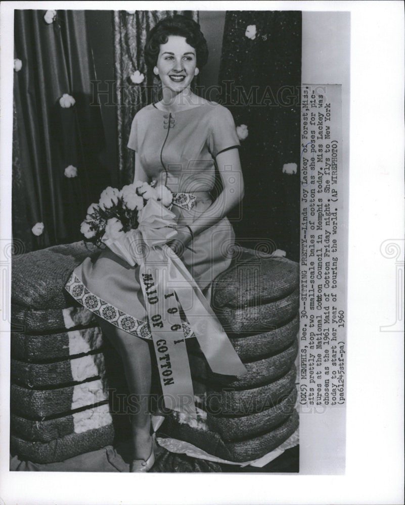 1961 Press Photo Linda Joy Lackey Maid Cotton - Historic Images