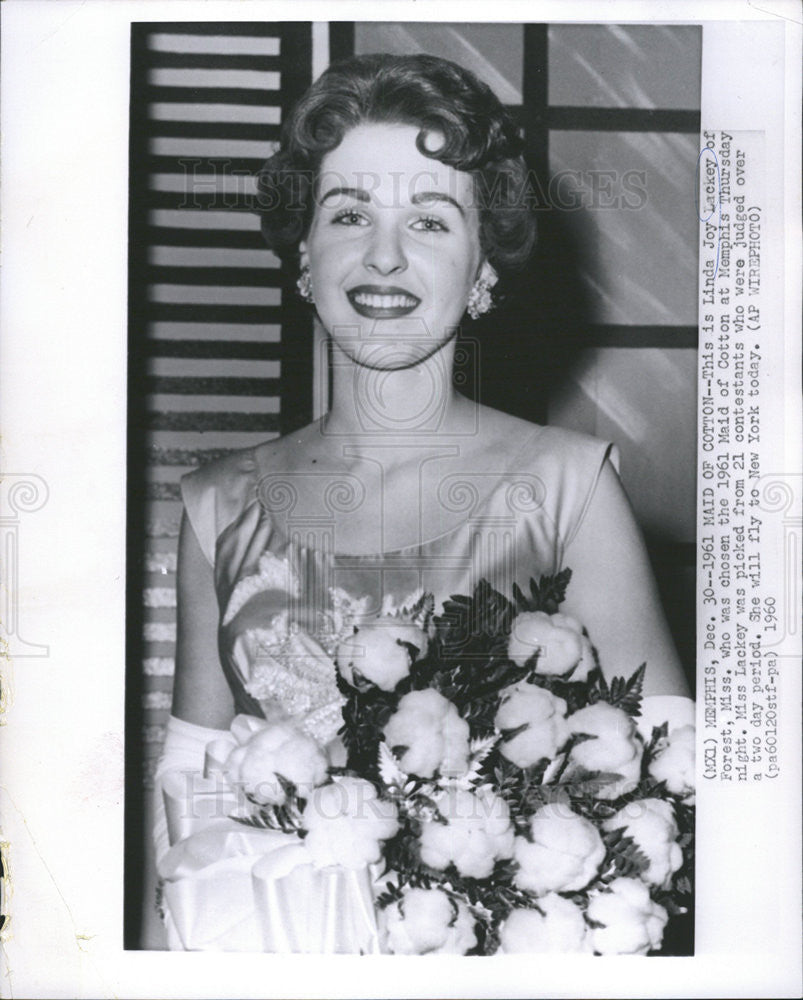 1961 Press Photo Linda Joy Lackey Maid Cotton - Historic Images