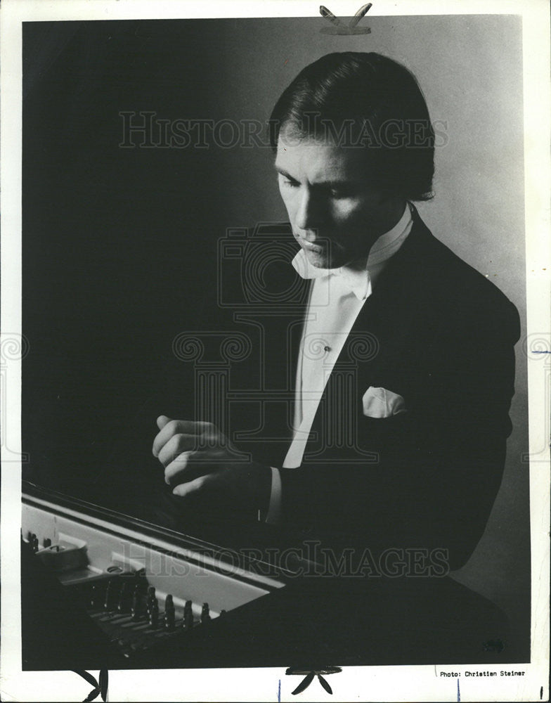 1974 Press Photo James Dick Pianist - Historic Images