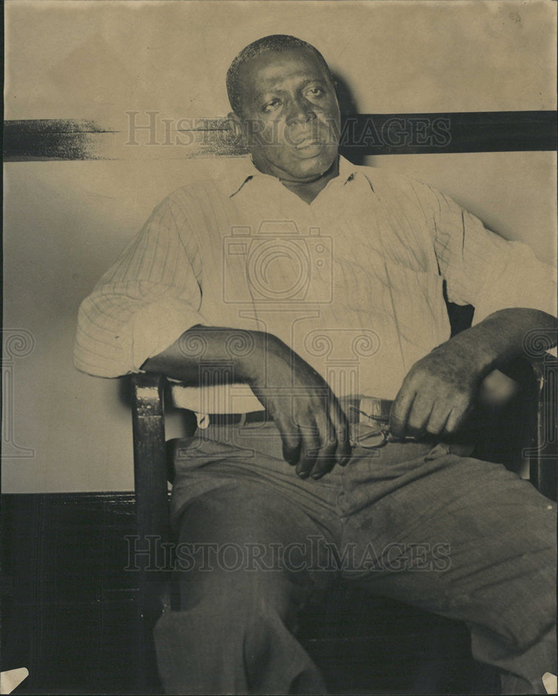 1947 Press Photo Leroy &quot;Deacon&quot; Russell broke down on witness stand - Historic Images