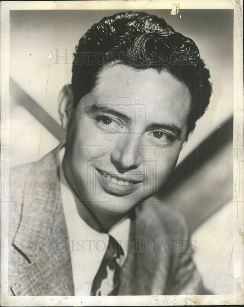 1947 Press Photo Andy Russell,singer - Historic Images