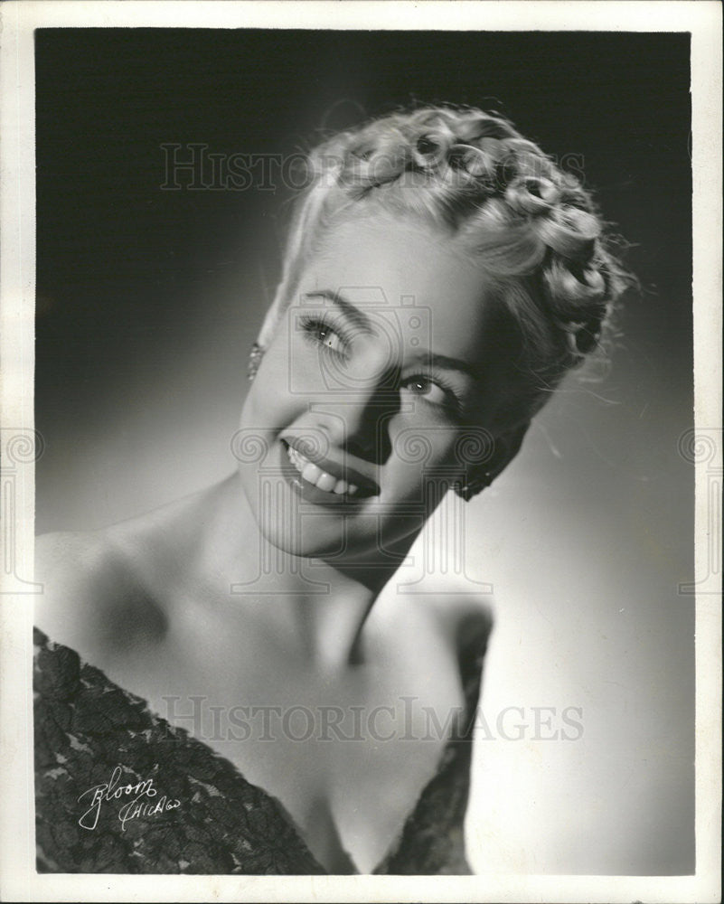 1945 Press Photo Donna Jeanne Larson,dancer - Historic Images