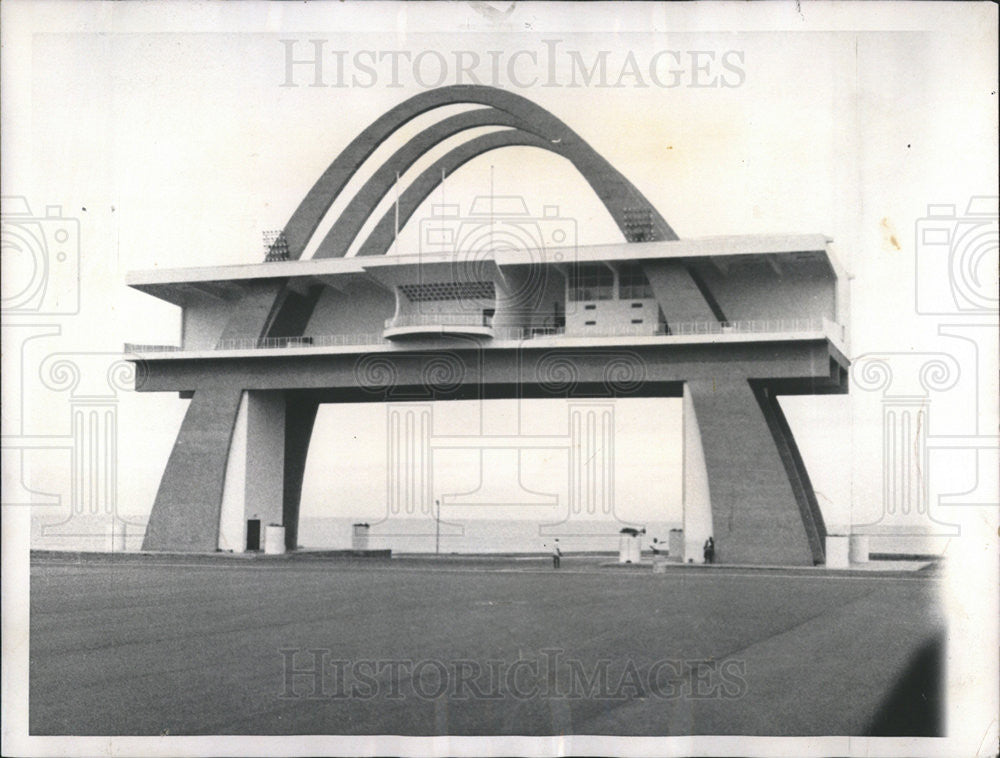 1962 Press Photo Kwame Nkrumah of Ghana built this $1 million reviewing porch - Historic Images