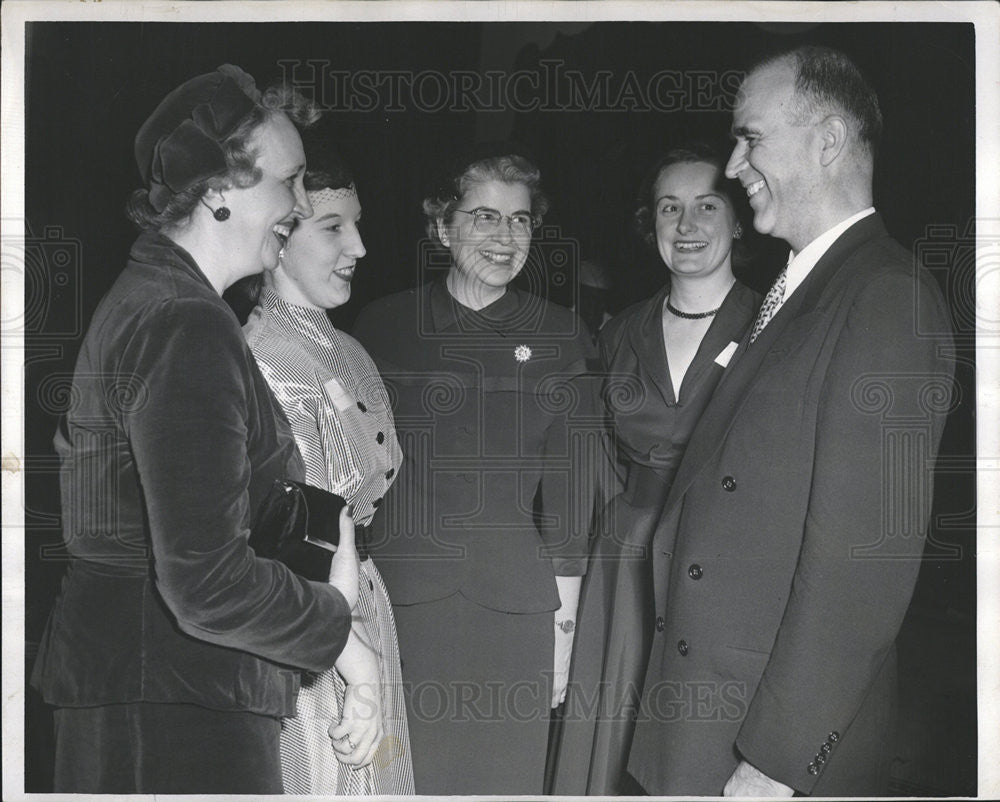 1952 Press Photo Alumni Officers MacMurray College Dr Louis V Norrs Pres College - Historic Images