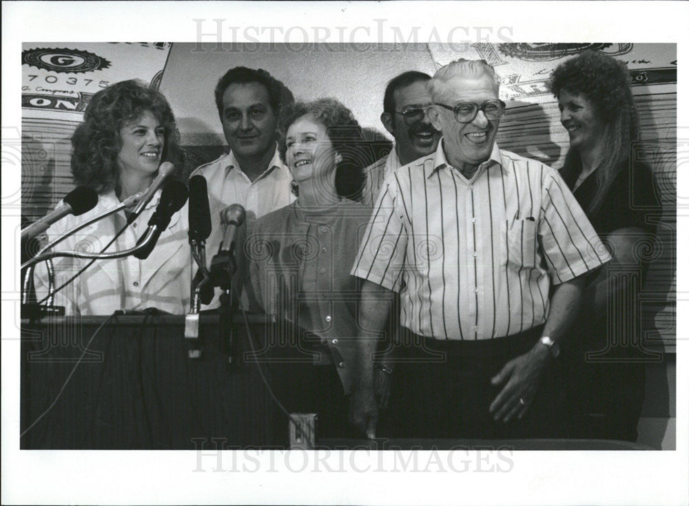 1990 Press Photo Illinois Lotto Winners Guy Ralph Ricketts &amp; Wife Anita - Historic Images