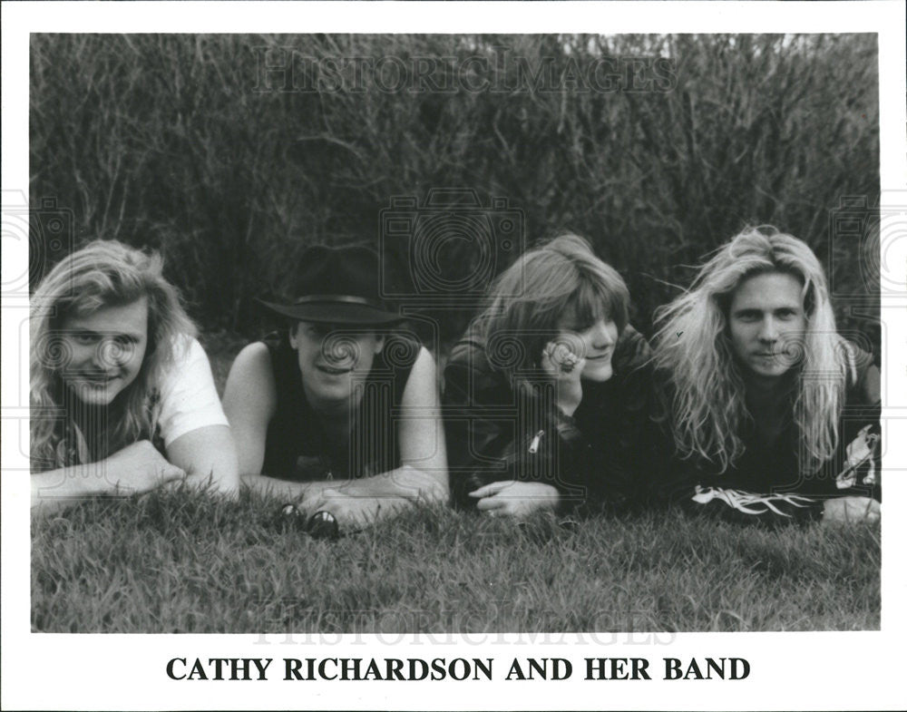 1994 Press Photo Cathy Richardson &amp; Her Band - Historic Images