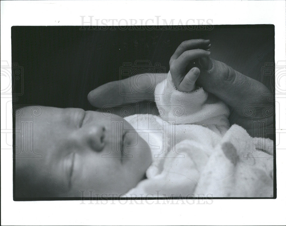 1993 Press Photo Baby Corey Richards Son Mike Joleen - Historic Images