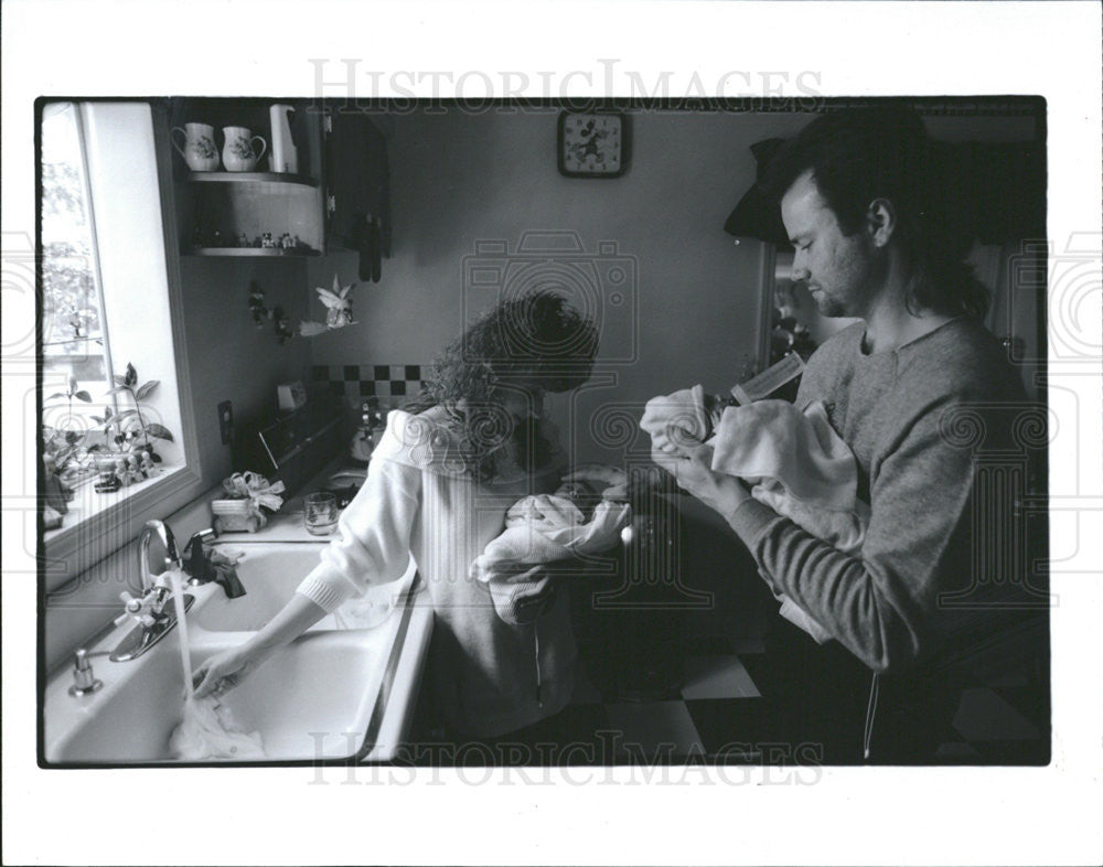 1993 Press Photo Mike Joleen Richards Triplets Babies Home - Historic Images