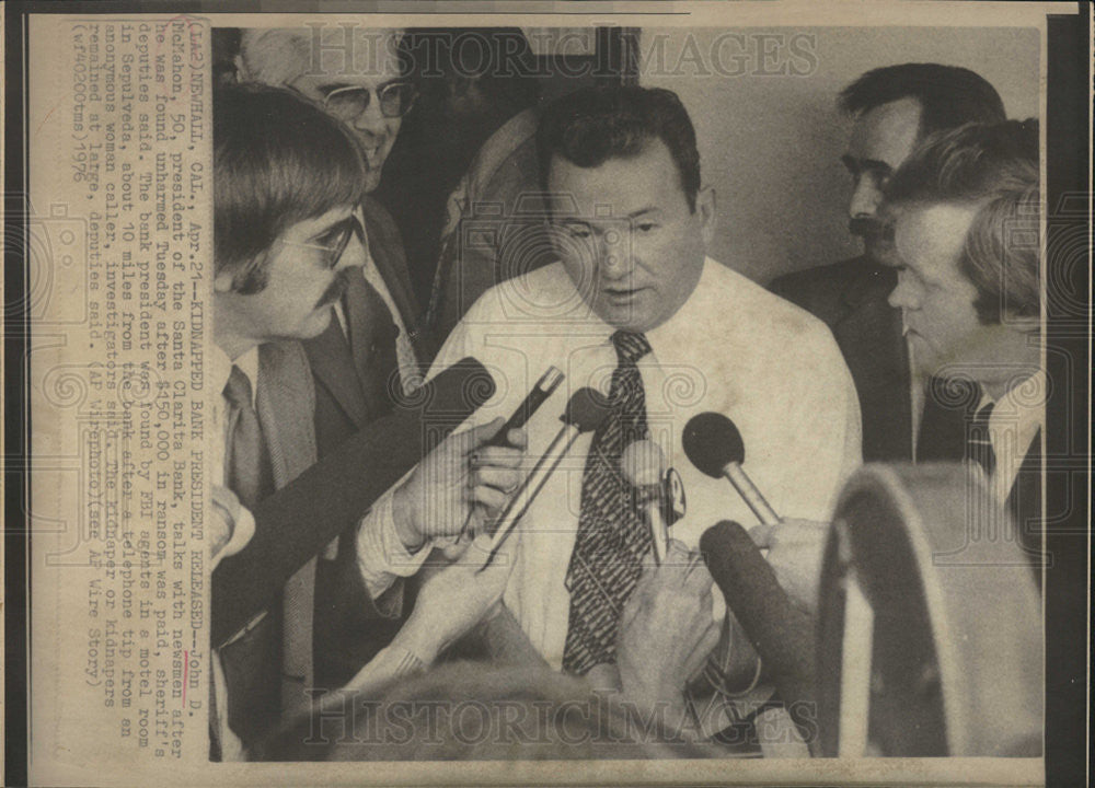 1976 Press Photo John D McMahon,Santa Clarita bank pres - Historic Images