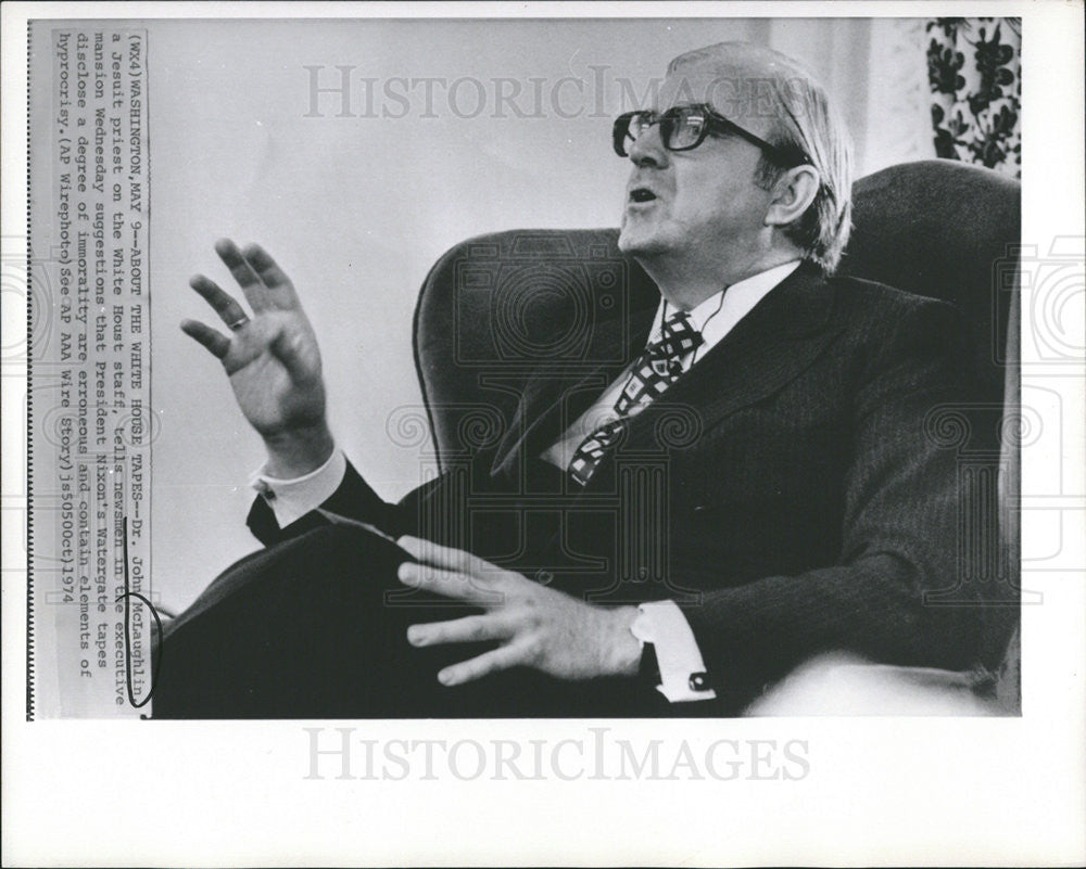 1974 Press Photo Dr. John McLaughlin Jesuit priest White House Staff - Historic Images