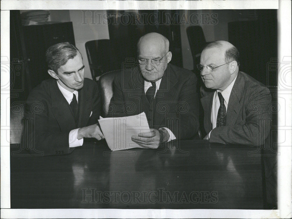 1941 Press Photo Gerard D. Reilly/Dr. Harry A. Millis/Dr. William L. Leiserson - Historic Images