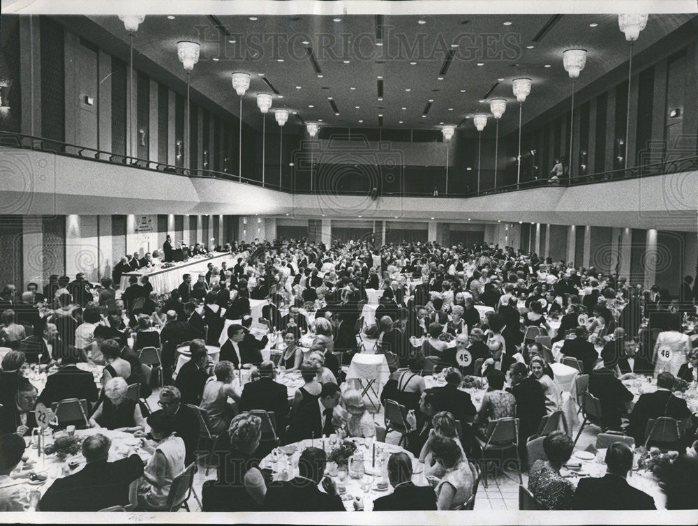 1968 Press Photo Dinner honoring Sun-TImes Columnist Irv Kupcinet - Historic Images