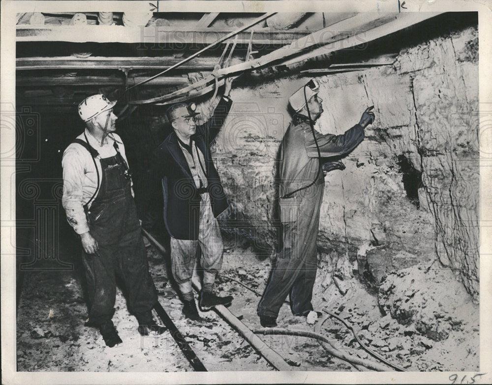 1948 Press Photo Paul Douglas,Dem candidate for Senate in Old Ben mine - Historic Images