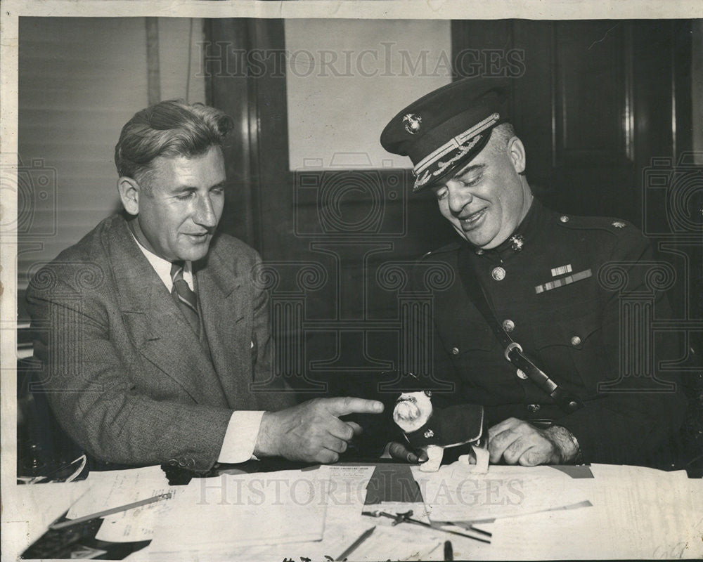 1942 Press Photo Paul H Douglas new private in U.S Marines - Historic Images