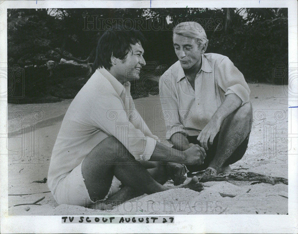 1969 Press Photo Rod McKuen (right) is Don Ho&#39;s Muisc Hall guest on Channel 5. - Historic Images