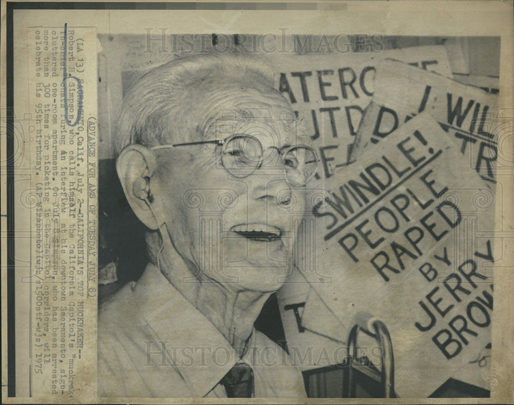 1975 Press Photo Robert Simpson Activist California - Historic Images