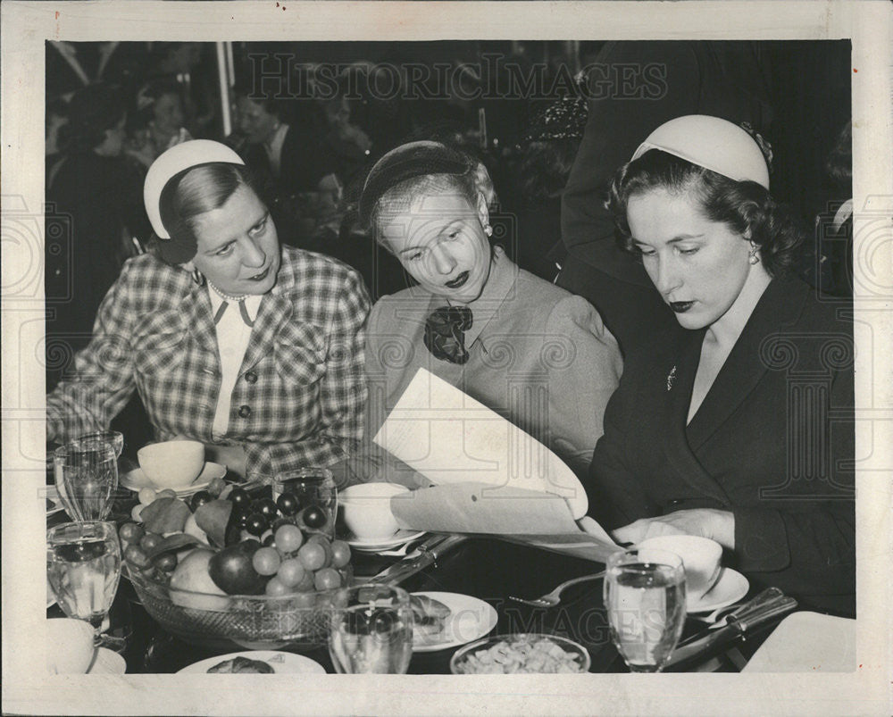 1953 Press Photo Mrs Robert Rice, Mrs Pat Hoy &amp; Mrs Norman Wallace - Historic Images