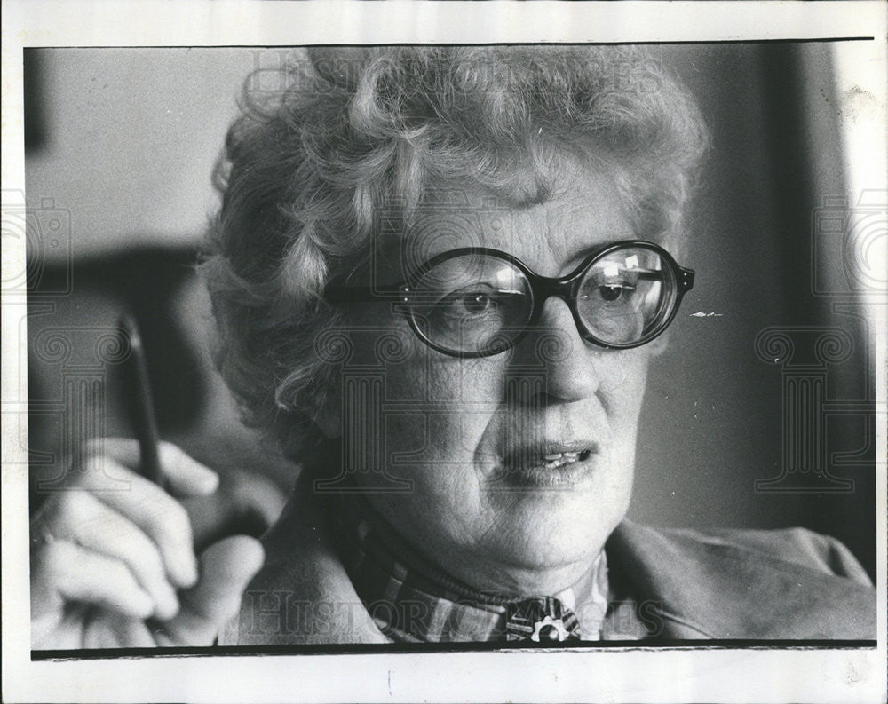 1976 Press Photo Author Mary Sarton - Historic Images