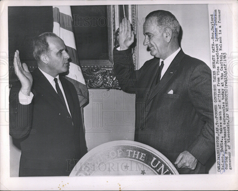 1963 Press Photo Sen. Gaylord Nelson at oath taking ceremony - Historic Images