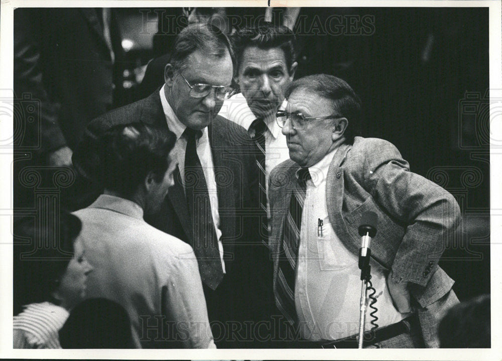 1988 Press Photo Governor Thompson Jim Rhea Sox Bill - Historic Images