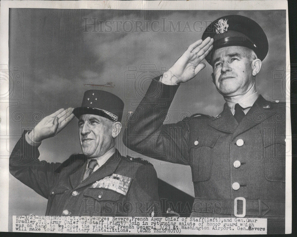 1949 Press Photo George Revers French Army Chief Staff Omar Bradley US Army - Historic Images