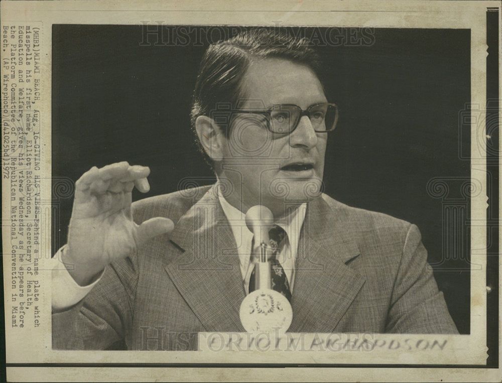 1972 Press Photo Elliot Richardson Secretary Health Education Welfare Republican - Historic Images