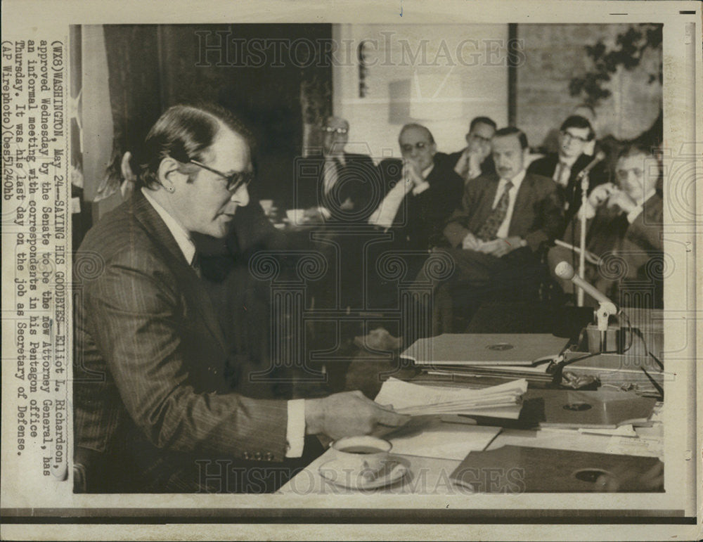 1973 Press Photo Elliot L. Richardson Attorney General Pentagon Washington - Historic Images