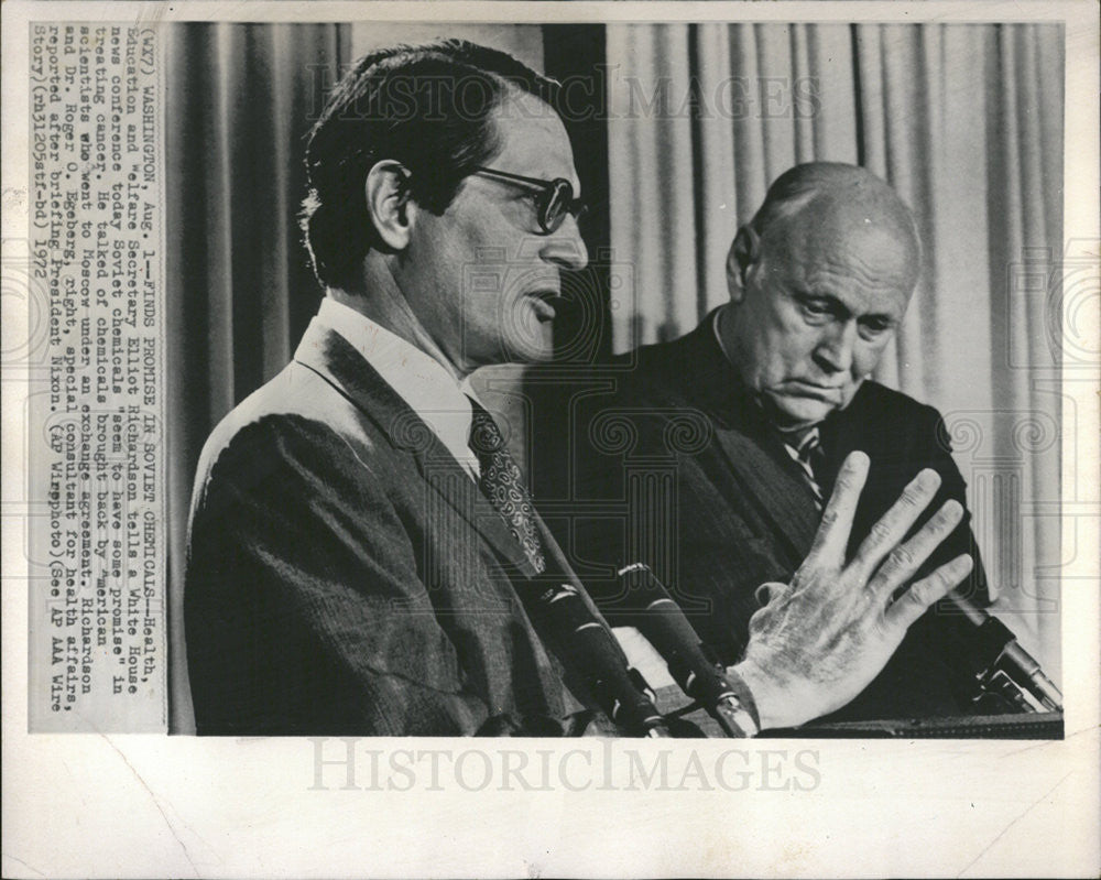 1972 Press Photo Health Education Welfare Secretary Elliot Richardson - Historic Images