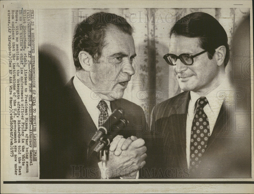 1973 Press Photo Atty Gen Elliot Richardson Pres. Nixon East Room White House - Historic Images