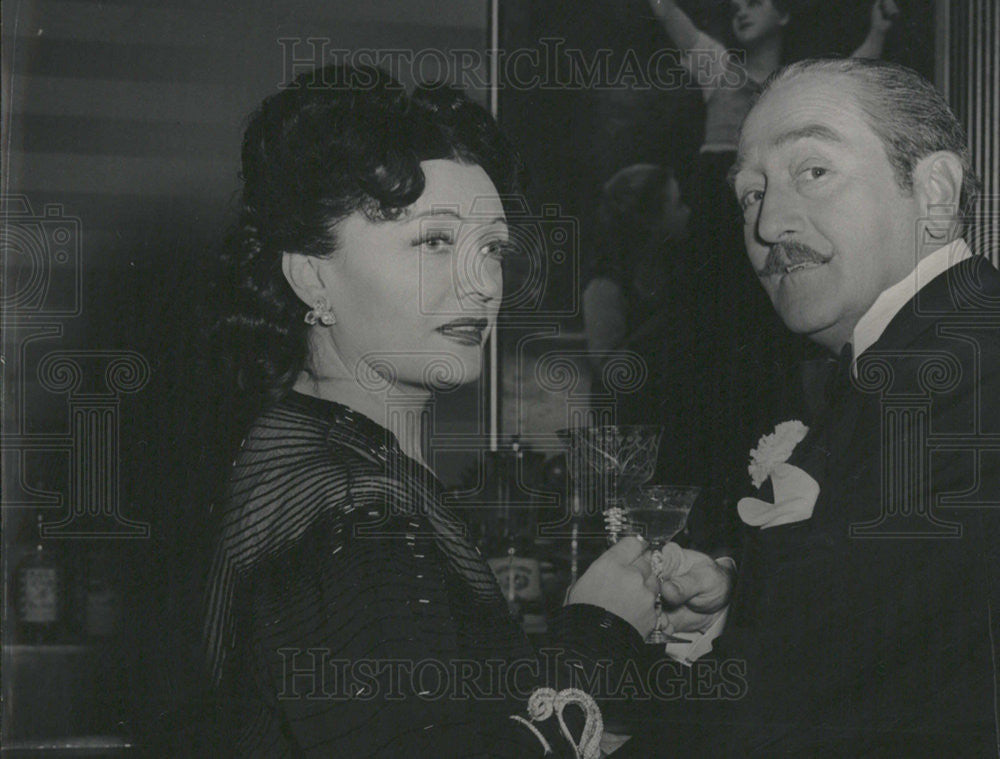 1943 Press Photo Pola Negri Hi Diddle Diddle Actress - Historic Images