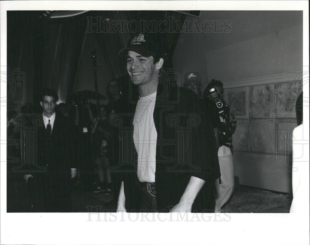 1993 Press Photo Luke Perry Actor - Historic Images