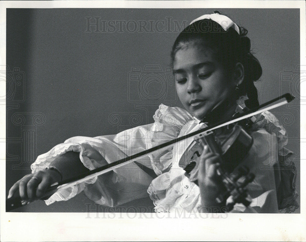 1986 Press Photo Jennifer Music Violin Player - Historic Images