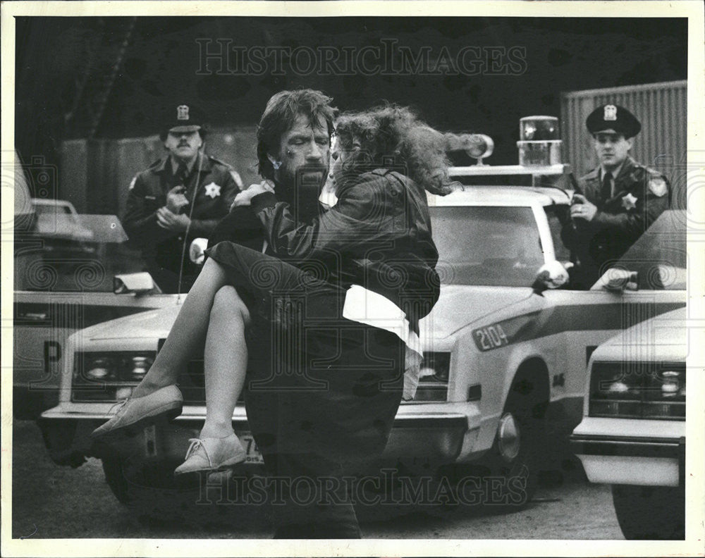 1984 Press Photo Code of Silence Calumet Harbor Actor Chuck Molly Hagan Actress - Historic Images