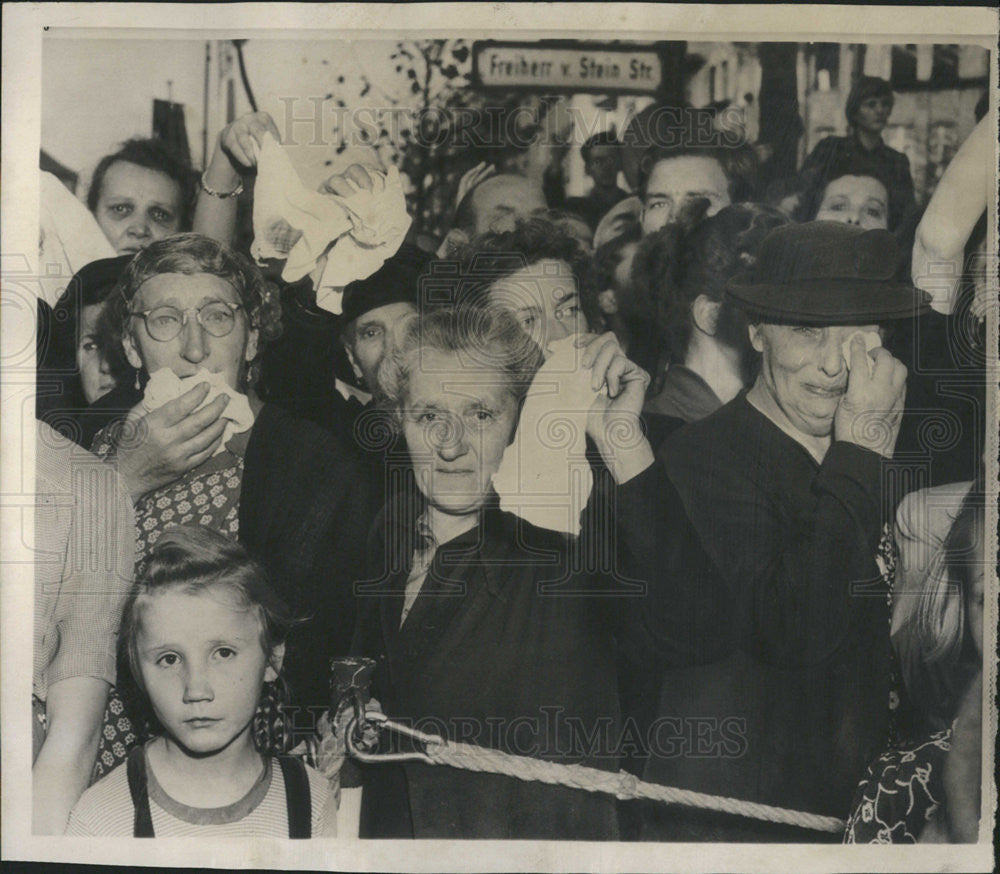 1953 Press Photo Funeral cortege Ernst Reuter Lord Mayor West Berlin - Historic Images