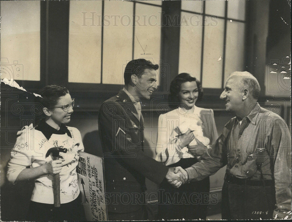 1947 Press Photo It Happened Brooklyn Nick Lombardi Jimmy Durante - Historic Images