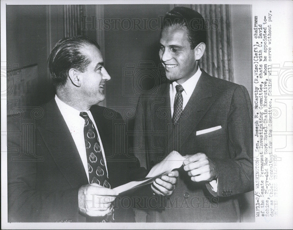 1953 Press Photo Sen. Joseph McCarthy with David Schine sharing a laugh - Historic Images