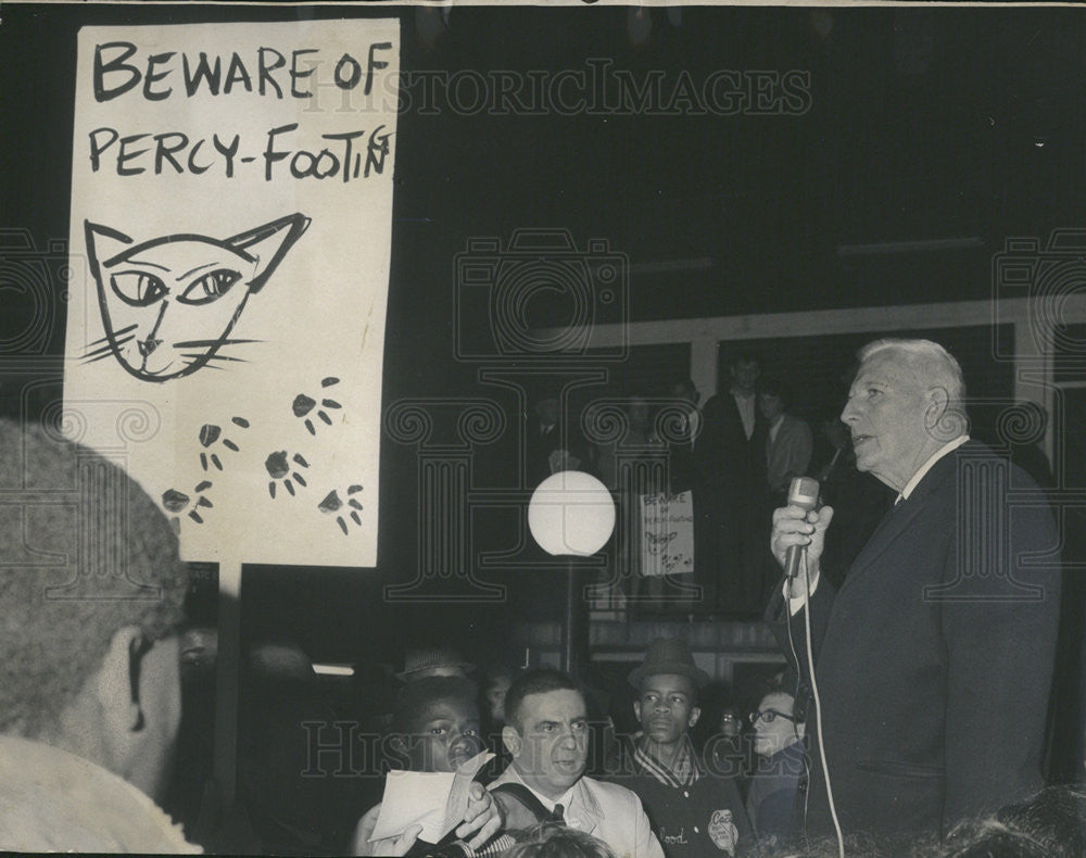 1966 Press Photo Sen. Paul H. Douglas appearance on Harper Square - Historic Images