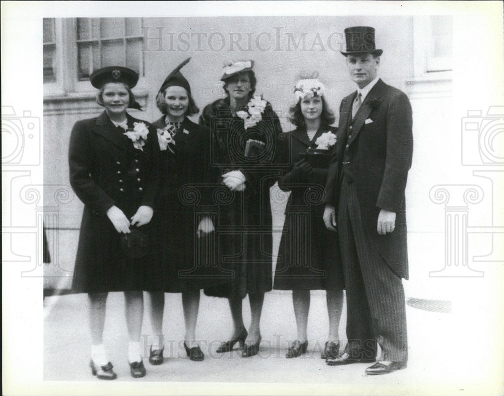 1987 Press Photo Author Isabel Lincoln Elmer And Rockefeller Family Circa 1938 - Historic Images