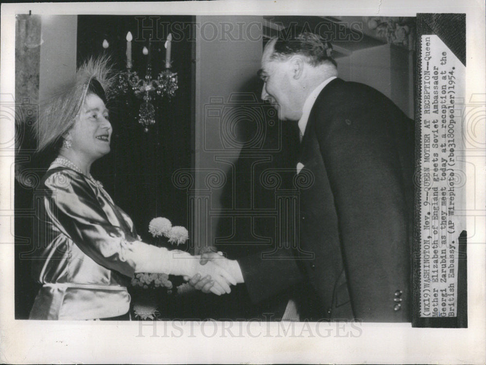 1954 Press Photo Queen Mother Elizabeth Greets Soviet Amb Zarubin in Washington - Historic Images