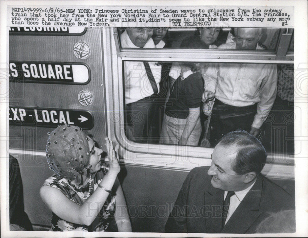 1965 Press Photo Princess Christina Sweden New York World&#39;s Fair subway - Historic Images