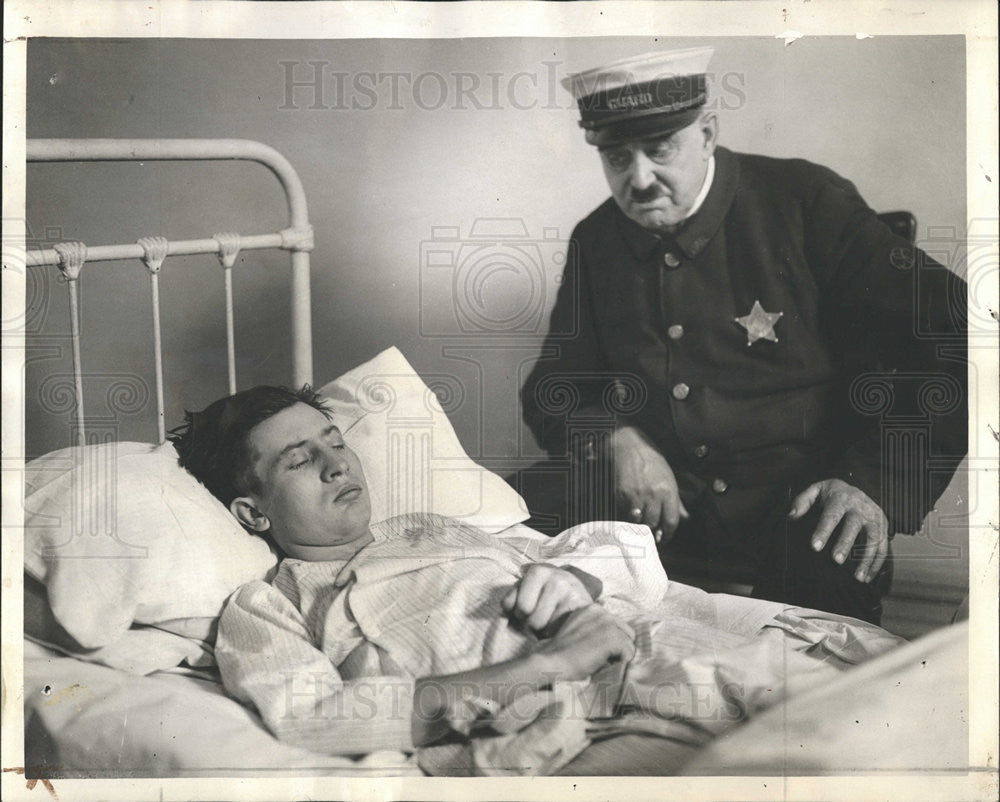 1944 Press Photo Church stupor deepened coma gallows old County Jail carried - Historic Images