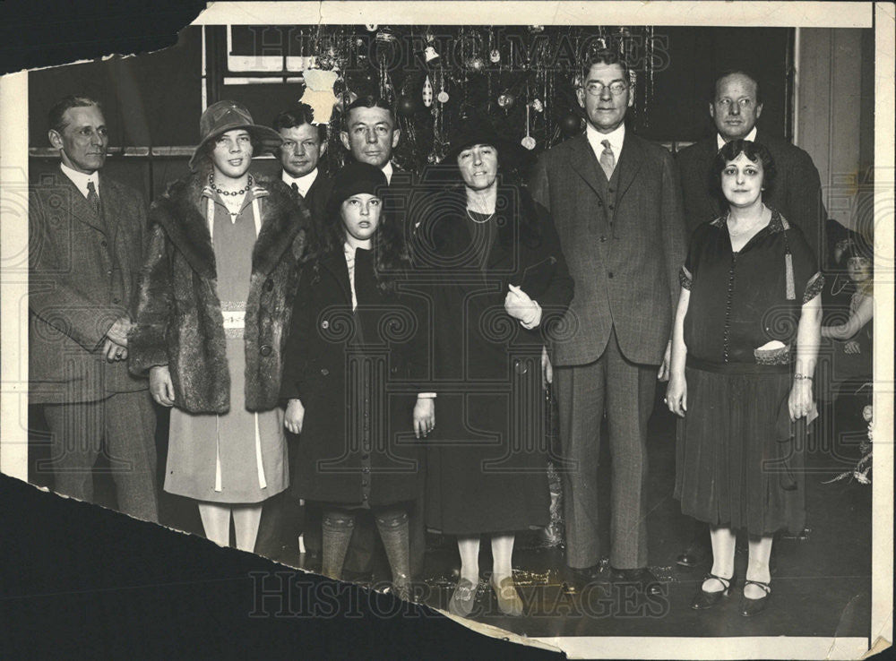 Undated Press Photo Christmas Tree Navy Department Telephone Girls Navy Officials Gifts - Historic Images