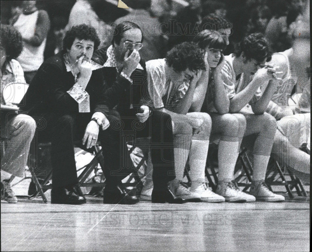 1977 Press Photo Dan Chubrilo/Gordon Tech Coach/Basketball - Historic Images