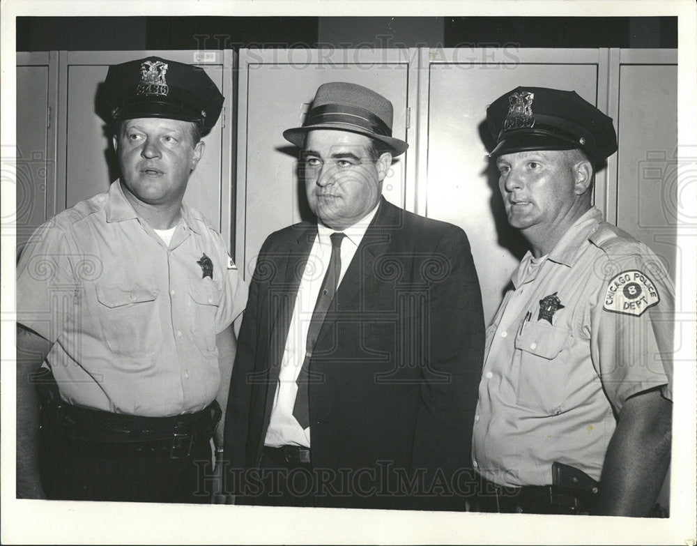 1964 Press Photo Police Officers Richard Kaminski Jack McLeod Robert O&#39;Driscoll - Historic Images