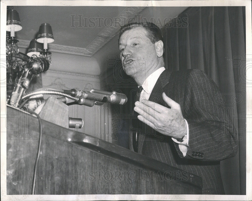 1963 Press Photo NY Governor addresses the press conference at National Conv. - Historic Images