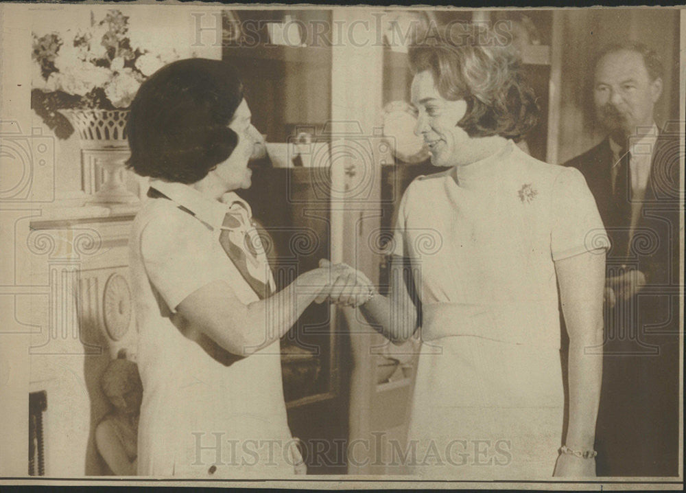 1968 Press Photo Mrs Nelson Rockefeller at luncheon - Historic Images