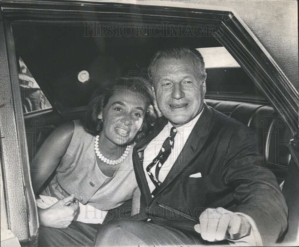 1968 Press Photo Gov. and Mrs. Nelson Rockefeller arrive at Chicago Convention - Historic Images