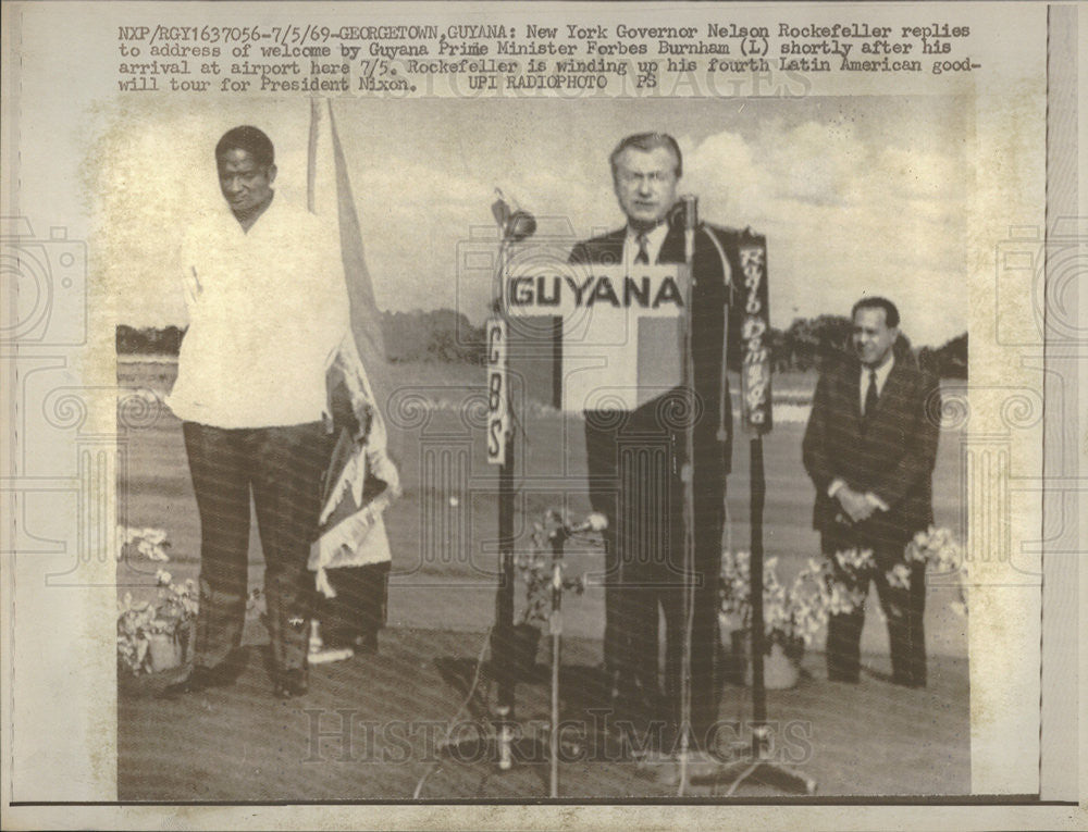 1969 Press Photo Georgetown Guyana Governor Nelson Rockefeller Burnham - Historic Images