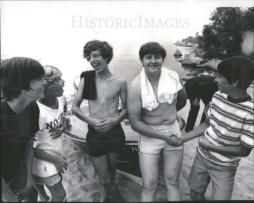 1972 Press Photo Patrick Dowd & Michael Seaquist Rescue Others - Historic Images
