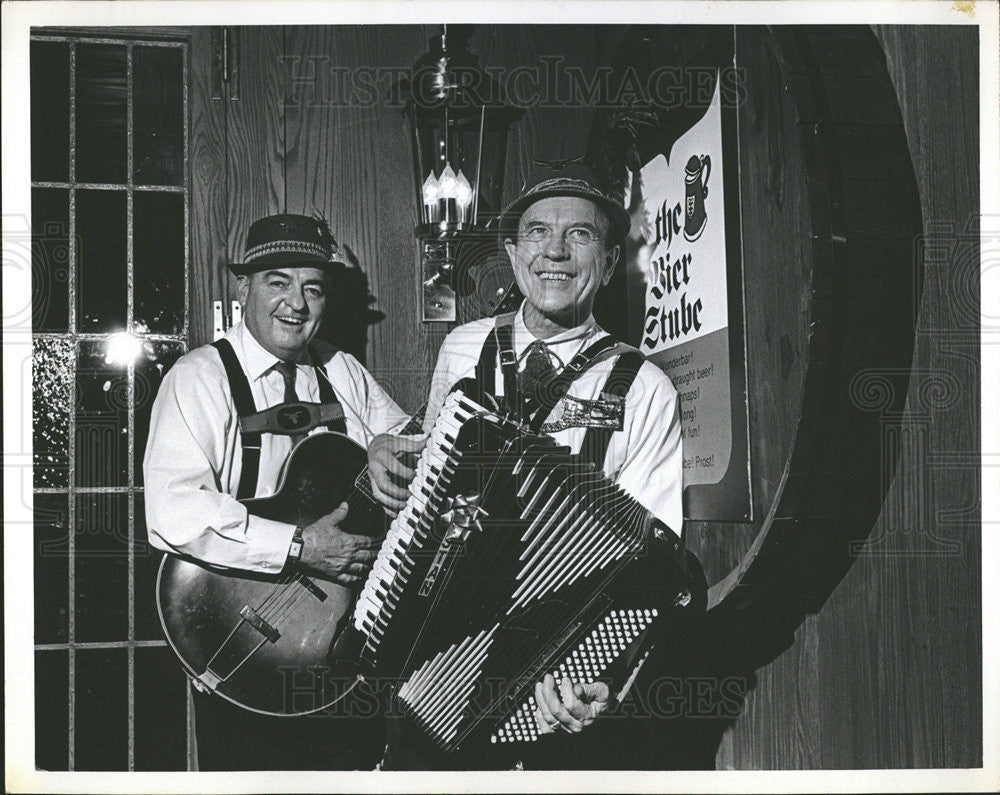 1970 Press Photo Stan&#39;s Bavarian Duo Featuias Stan Erickeson and Henry Durrett - Historic Images